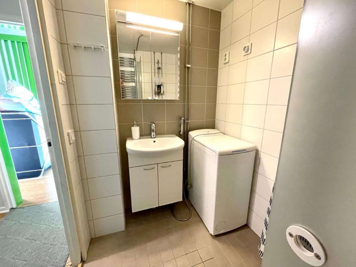 Apartament Kiva Majoitus 1-4Hloe, 500M Keskustaan, Parkkipaikka Oulu Zewnętrze zdjęcie