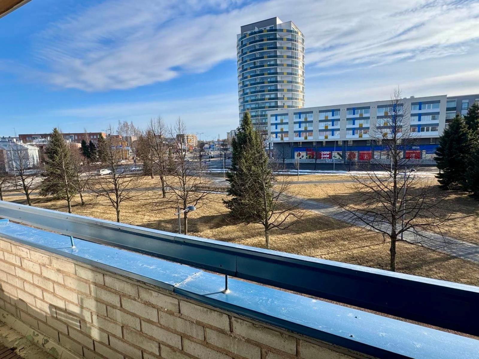 Apartament Kiva Majoitus 1-4Hloe, 500M Keskustaan, Parkkipaikka Oulu Zewnętrze zdjęcie